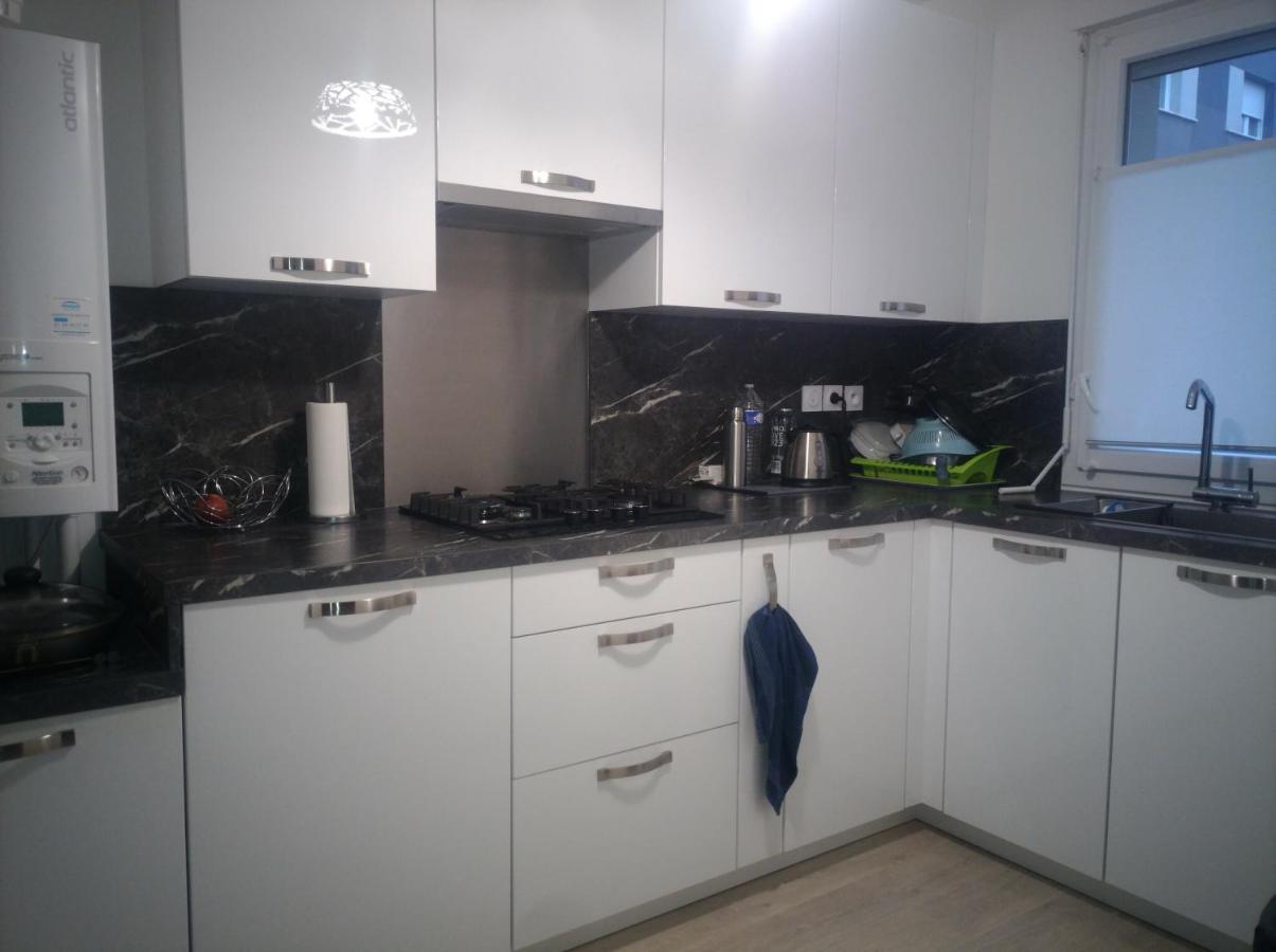 Belle Dans Charmante Et Grande Maison Duplex Neuve Et Bien Aeree *